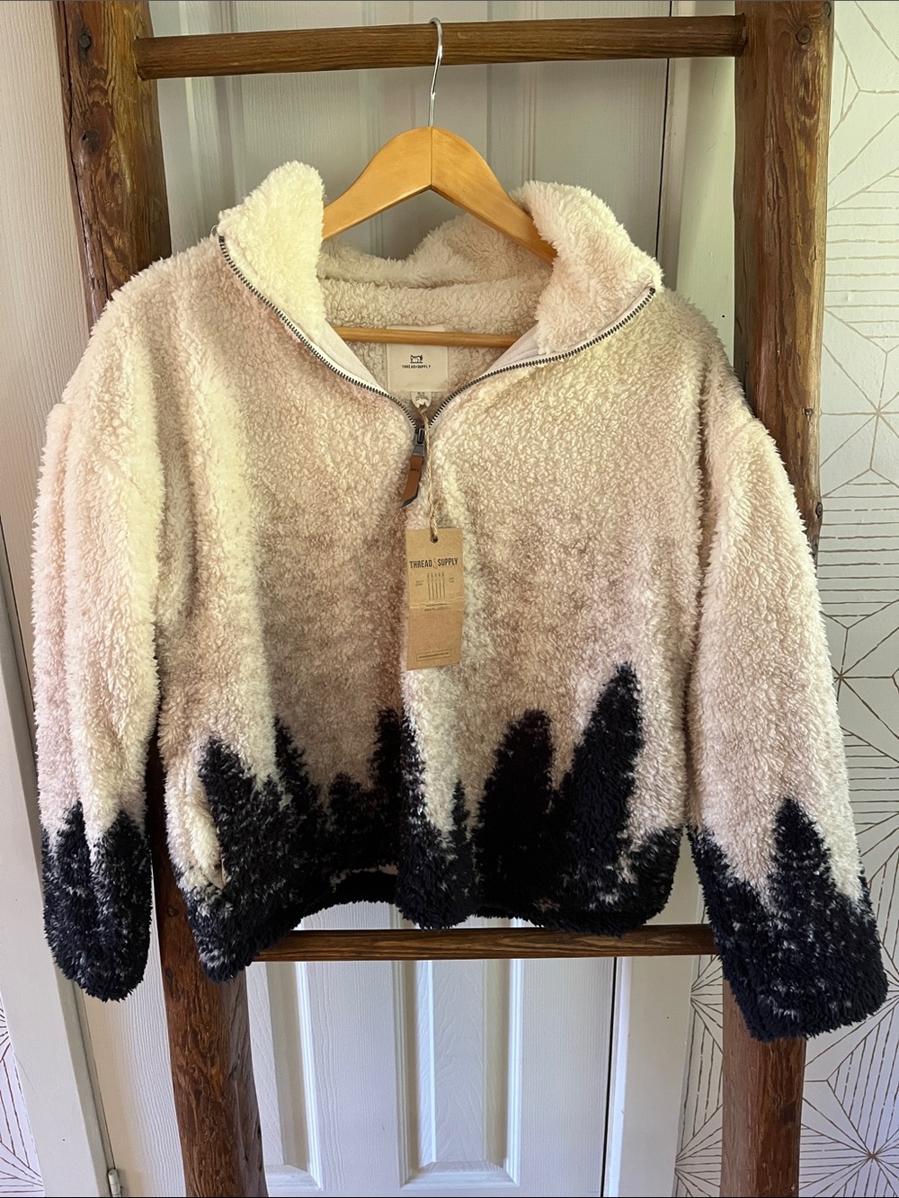 Thread & Supply Cream and Black Sherpa Zip-Front Jacket (new with tags)